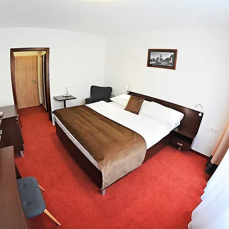 Alexandra Sport Hotel 3*